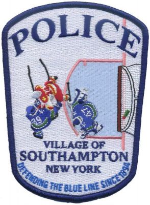 Southampton Police Department Patch (New York)
Thanks to bobinber for this scan.
Keywords: village of Hockey defending the blue line since 1894
